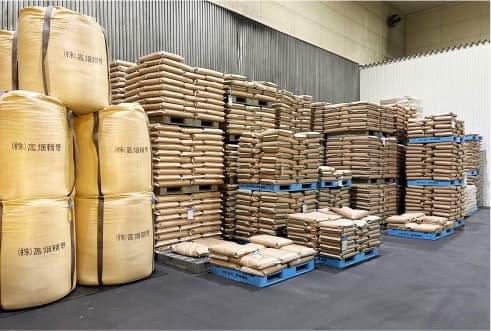 精麦事業 製造工程 パッキング（袋詰め、計量）・保管